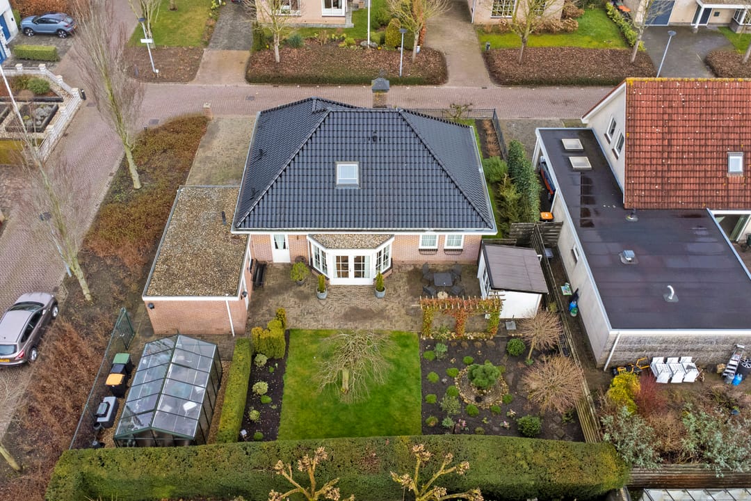 Photo 38 of Dr. Sicco Mansholtstraat 91