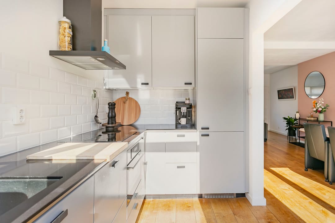 Spacious and modernized 1930s upstairs apartment with energy label A in Utrecht — 14