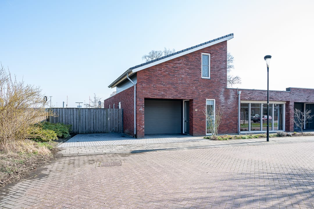 Photo 7 of Burgemeester Galleestr 81