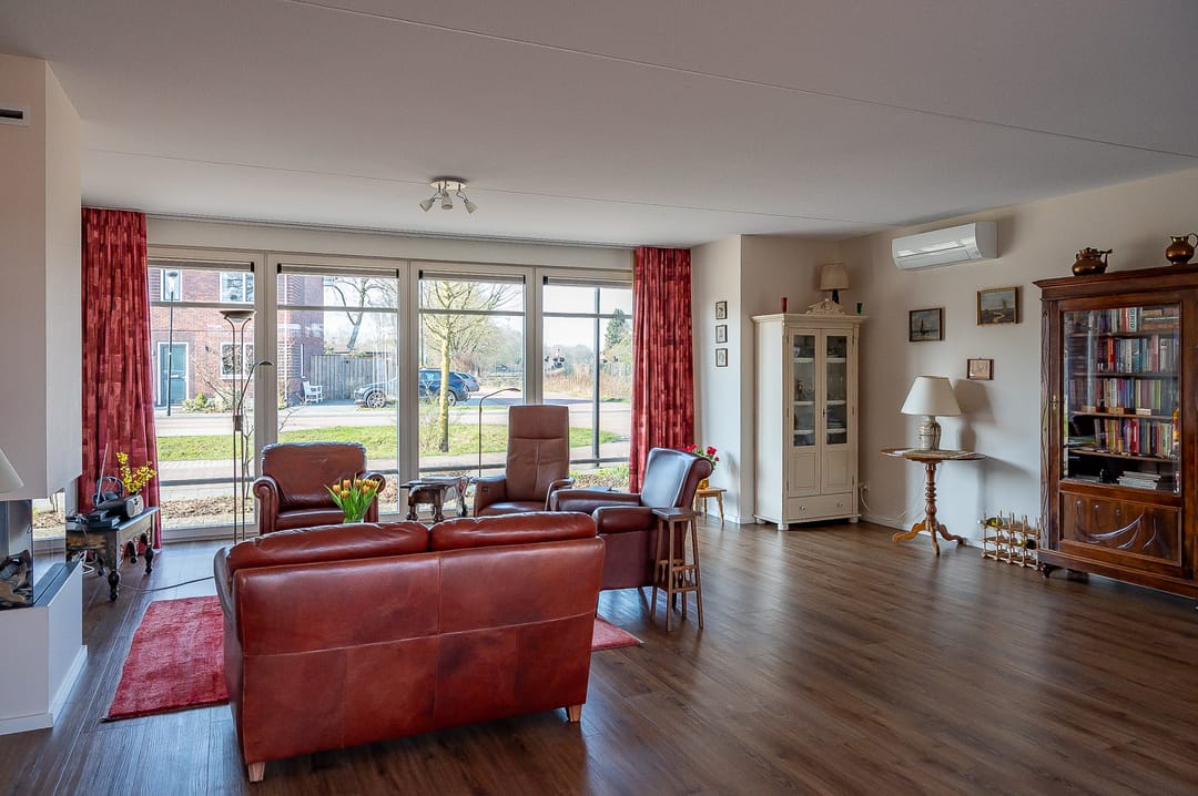 Photo 26 of Burgemeester Galleestr 81