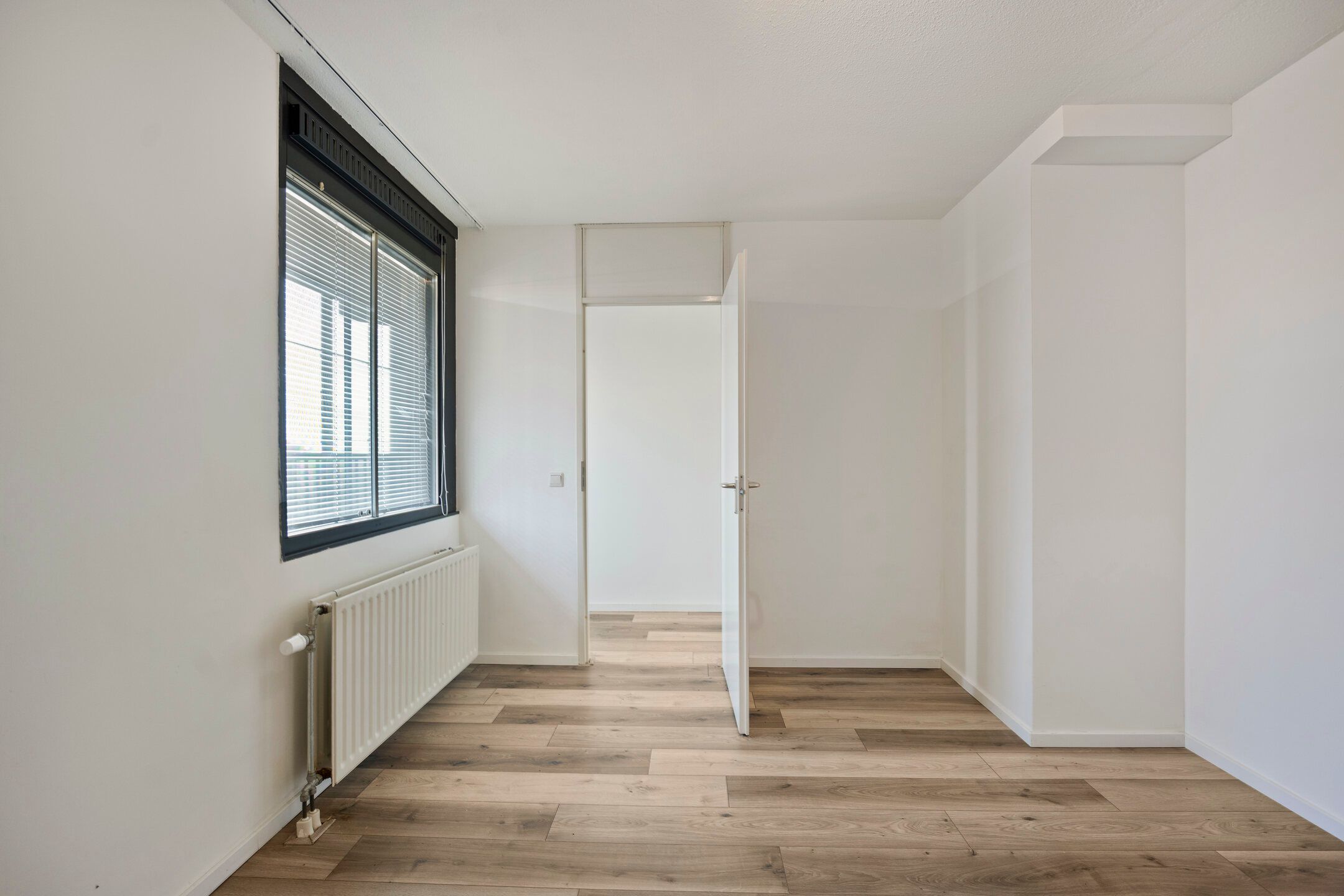 Photo 9 of Zuidplein 480