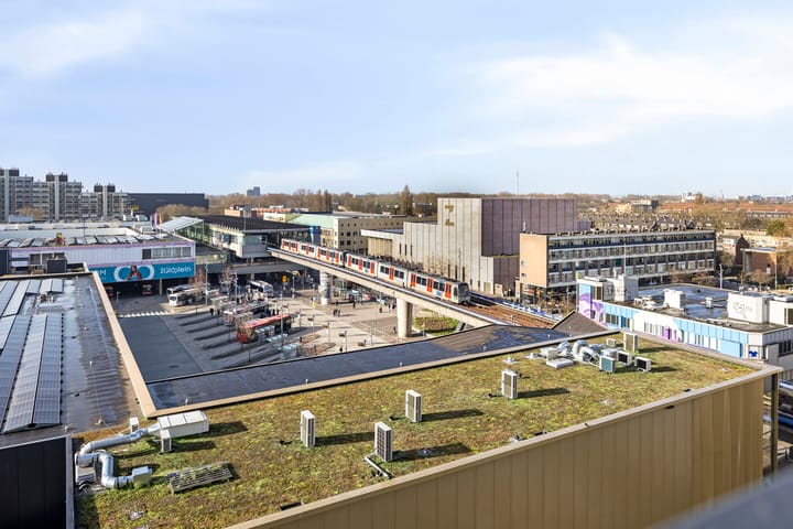 Photo 3 of Zuidplein 480