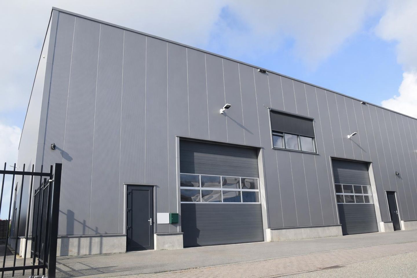 Bekijk foto 2 van Rangeerstraat 63