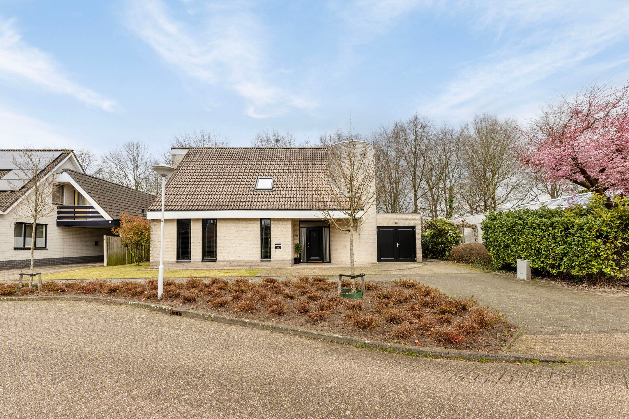 Buying a house in The Netherlands., Mauritslaan 42