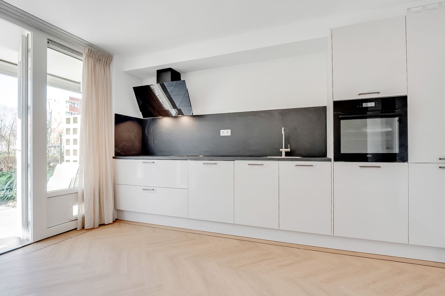 Photo 10 of Majella 19