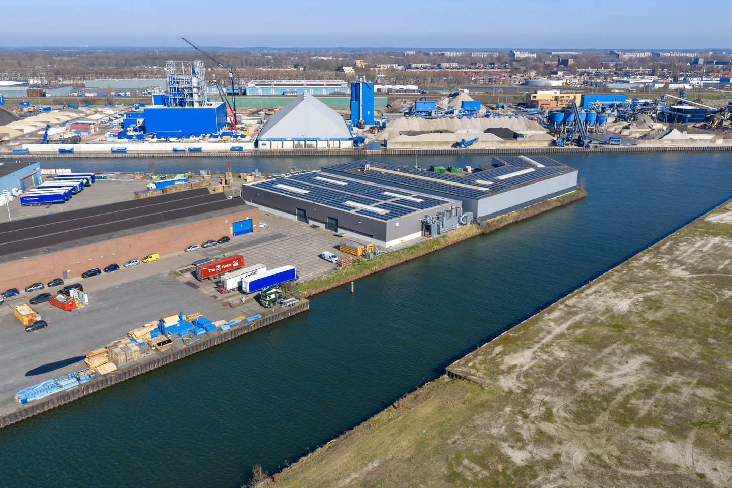 View photo 4 of Mesonweg 9