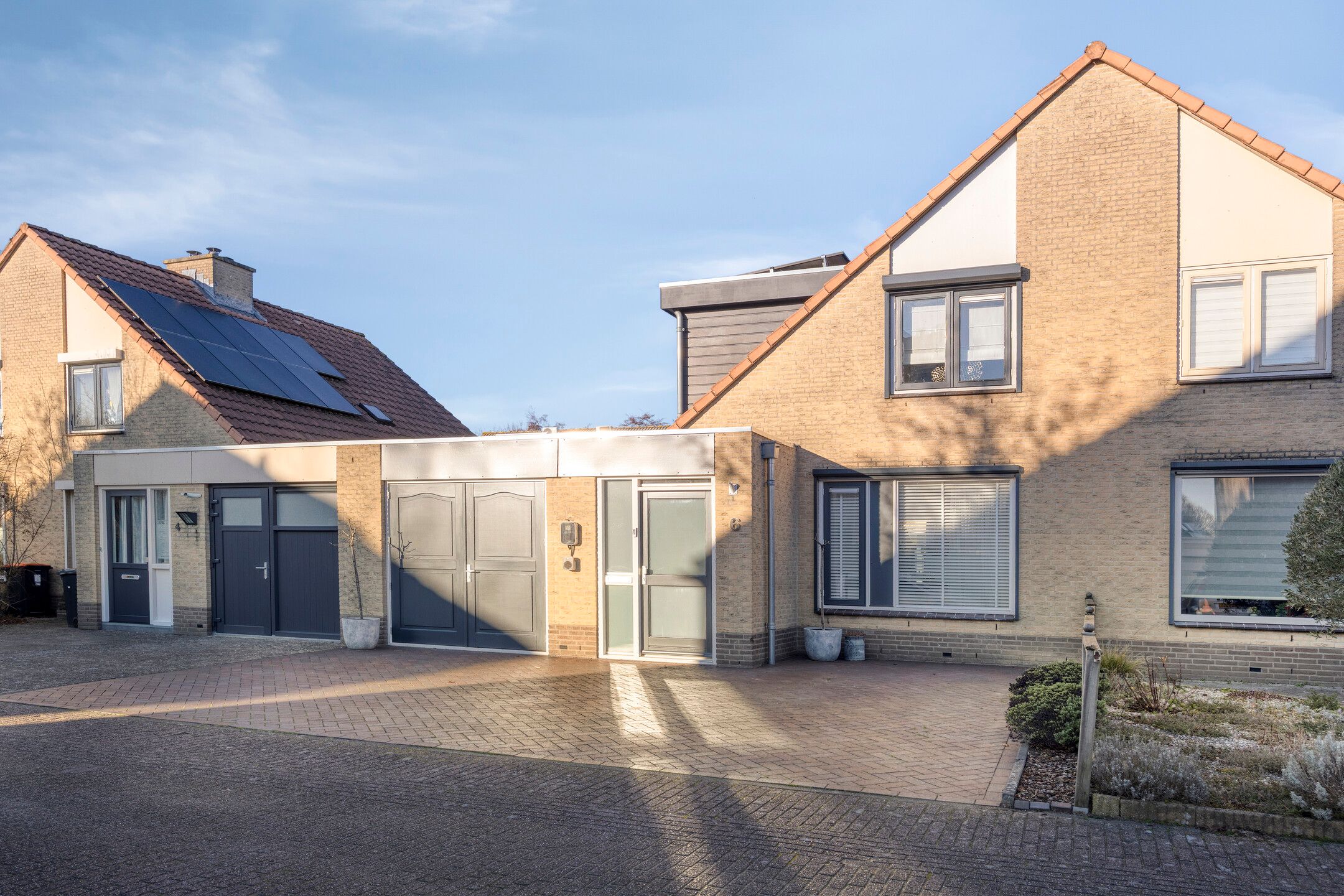 Luxury Renovated Semi-Detached Home with Wellness Features in Popular Maaspoort Neighborhood — 57