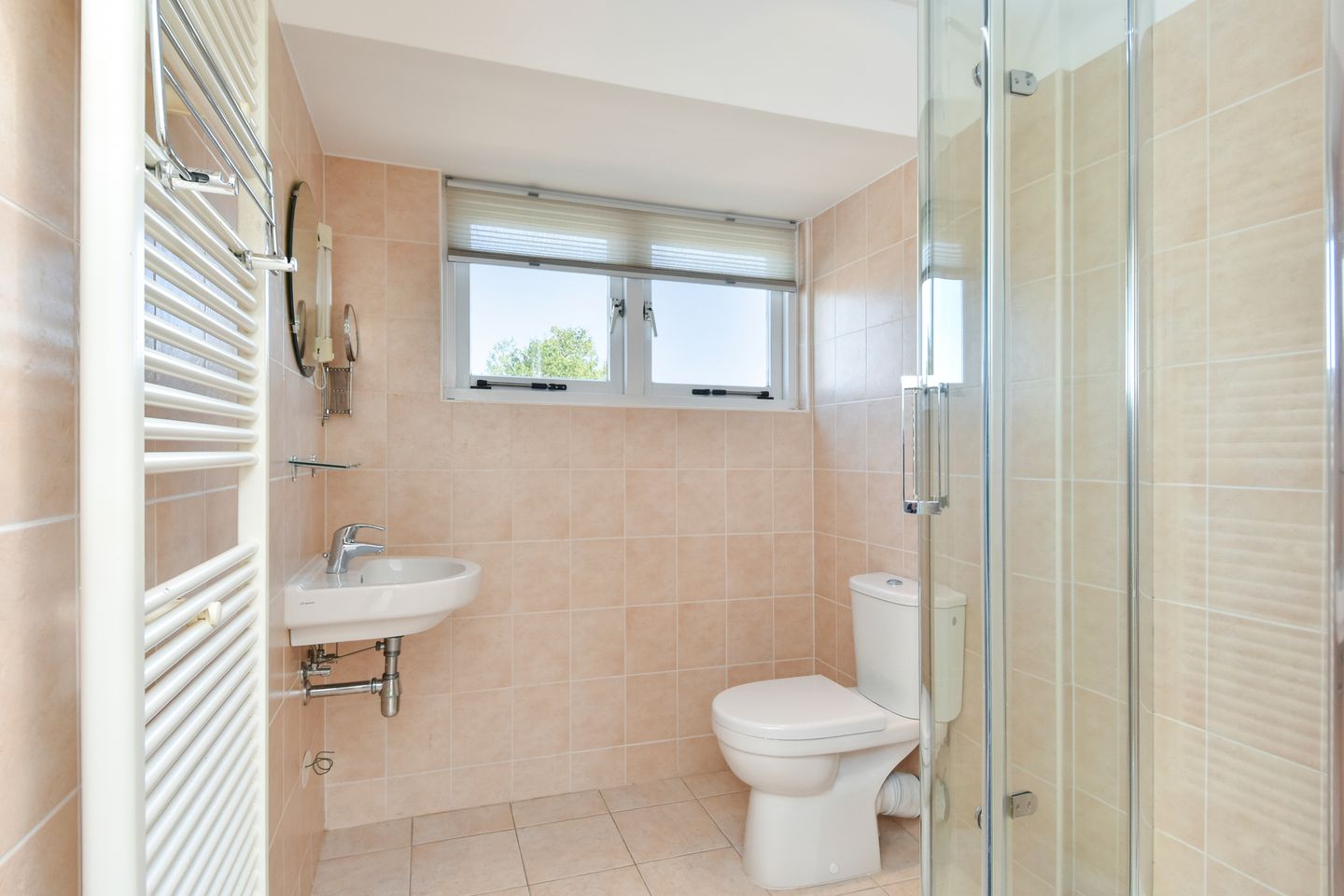 Foto 25 van Van der Woertstraat 21