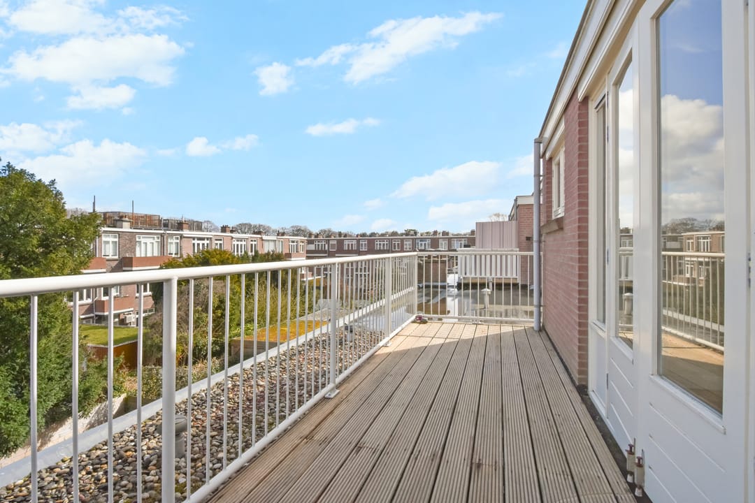 Foto 28 van Van der Woertstraat 21