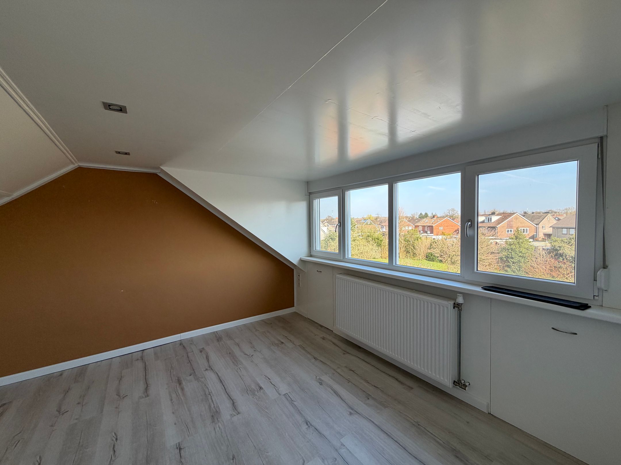 Foto 12 van Merelstraat 10