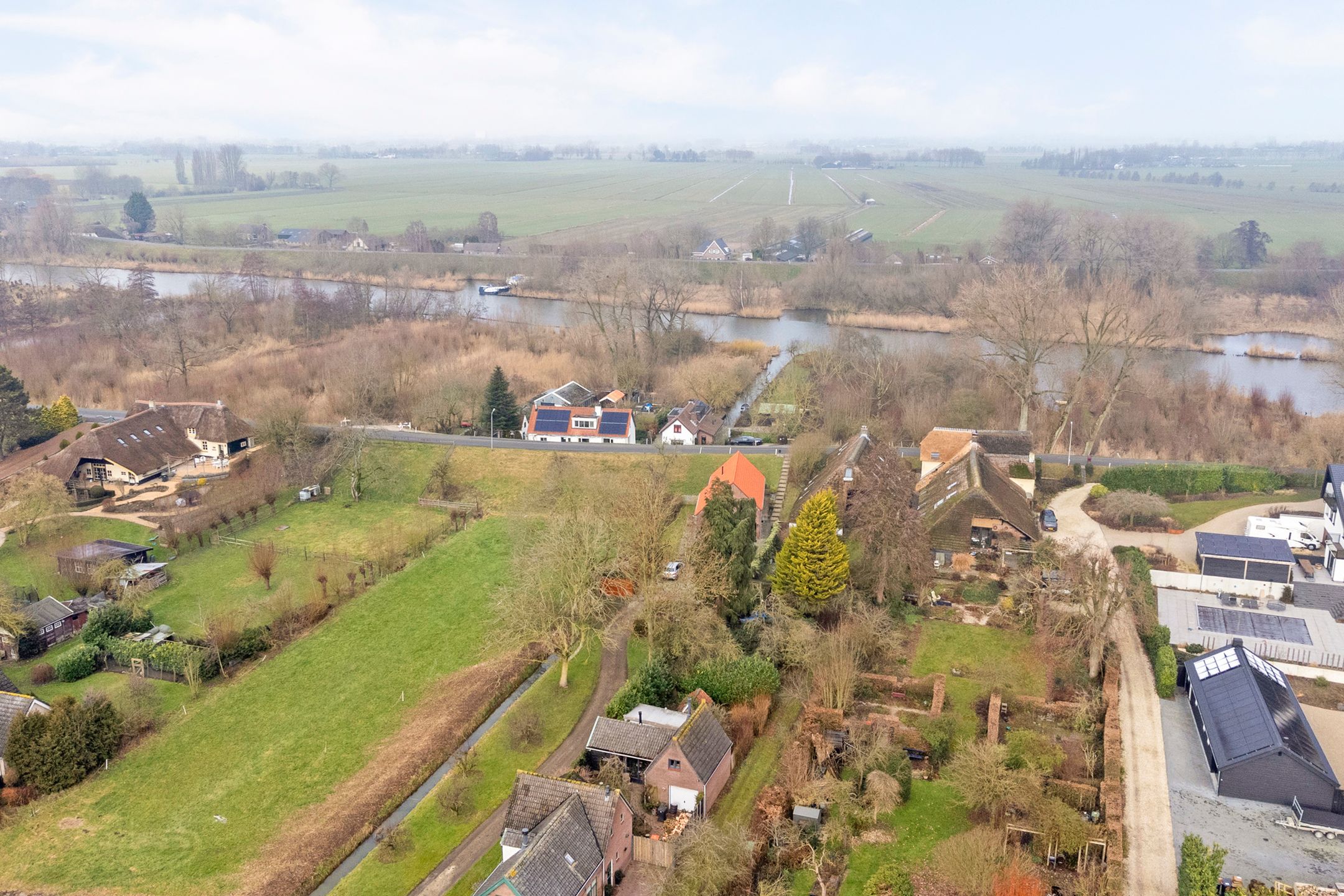 Foto 30 van Zuiderlingedijk 135