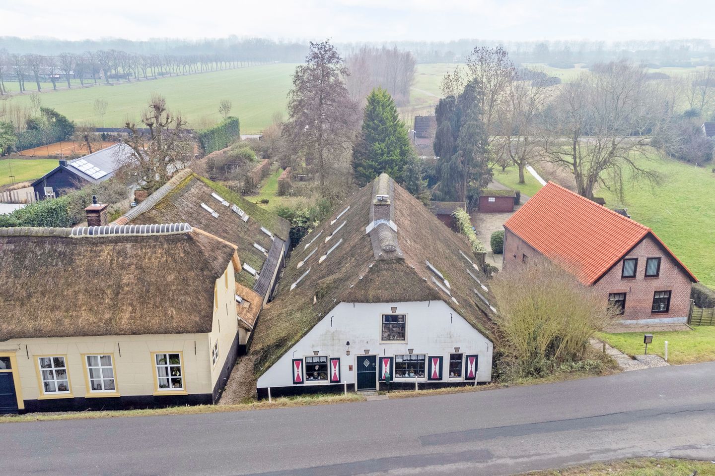 Foto 25 van Zuiderlingedijk 135