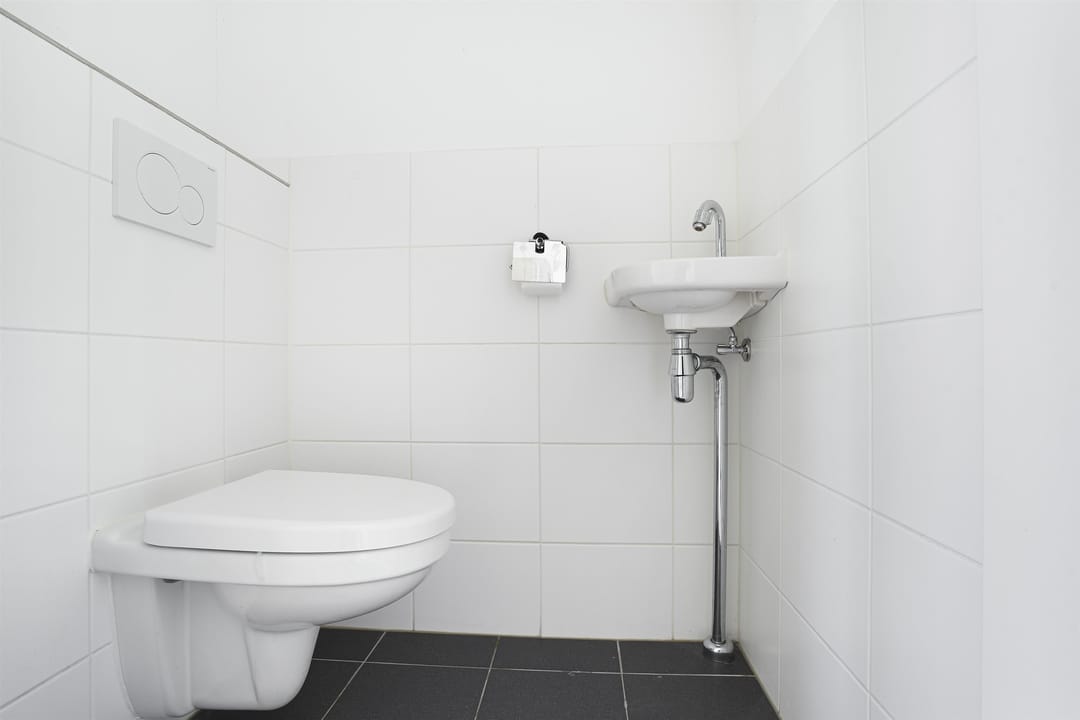 Photo 11 of Stephensonstraat 8-M