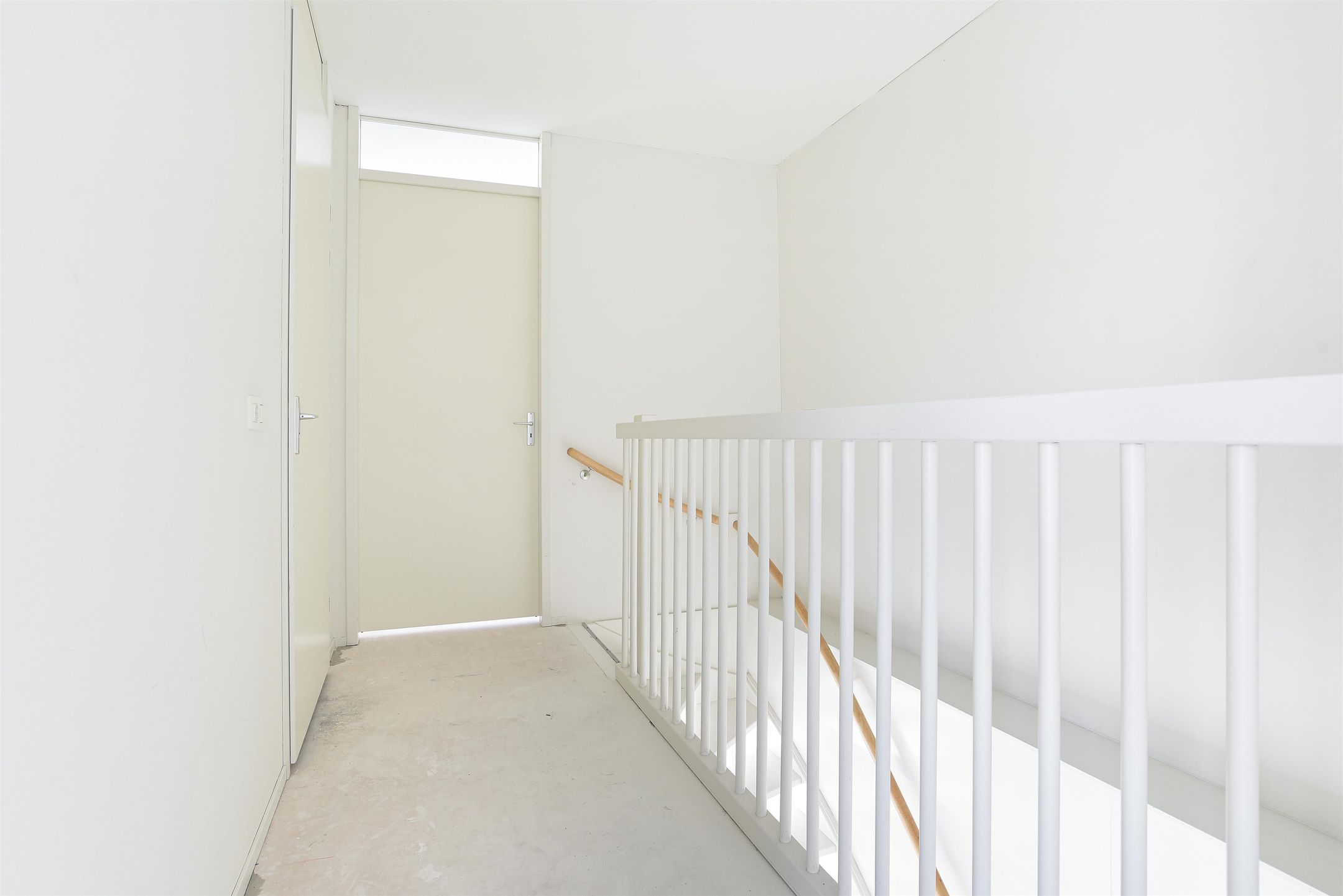 Photo 12 of Stephensonstraat 8-M