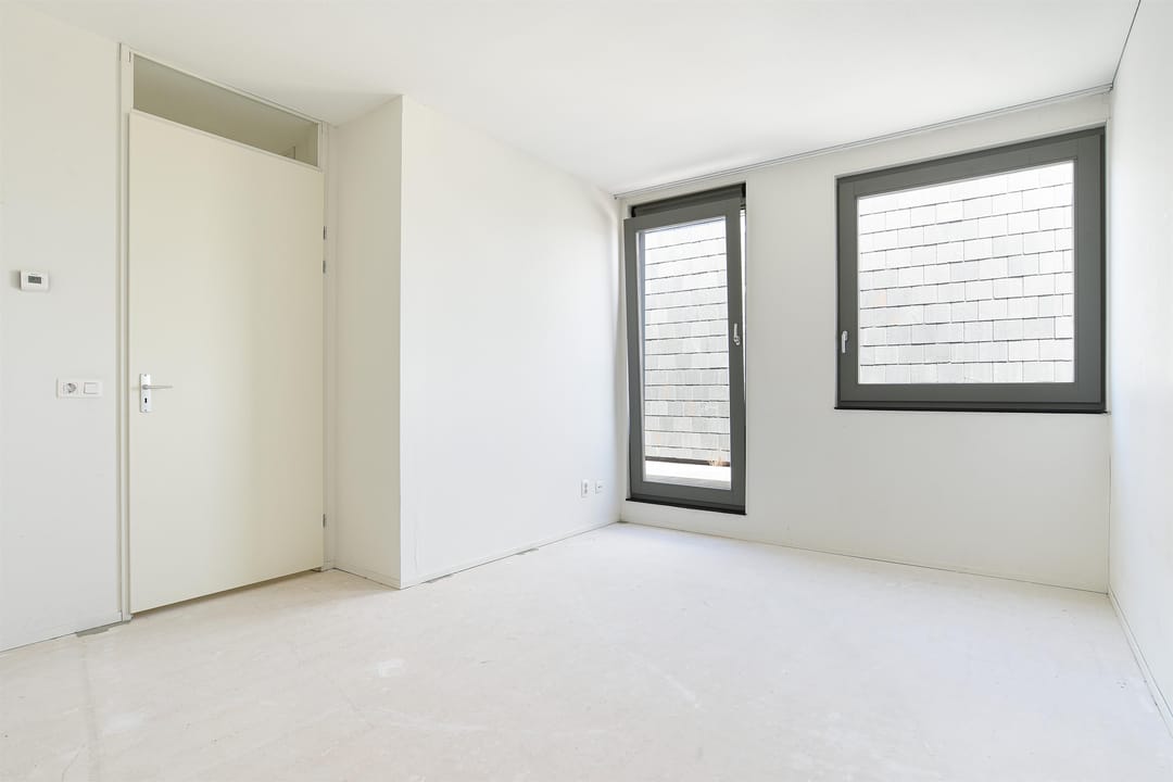 Photo 13 of Stephensonstraat 8-M