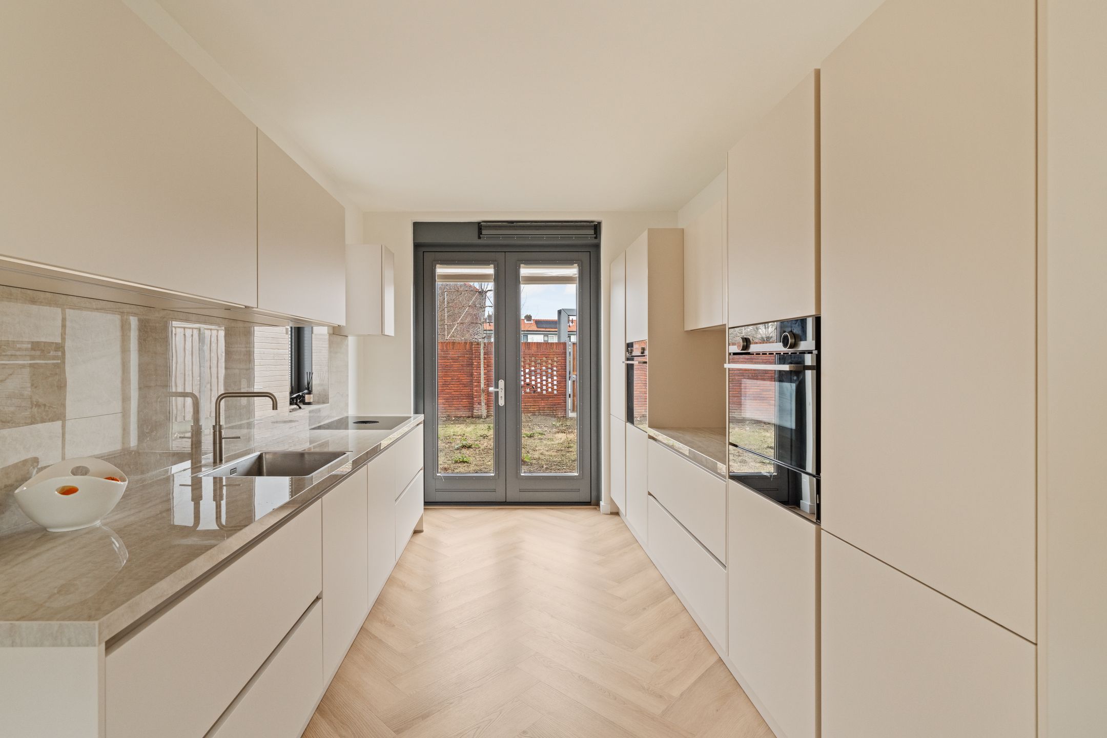 Photo 3 of Floreslaan 53