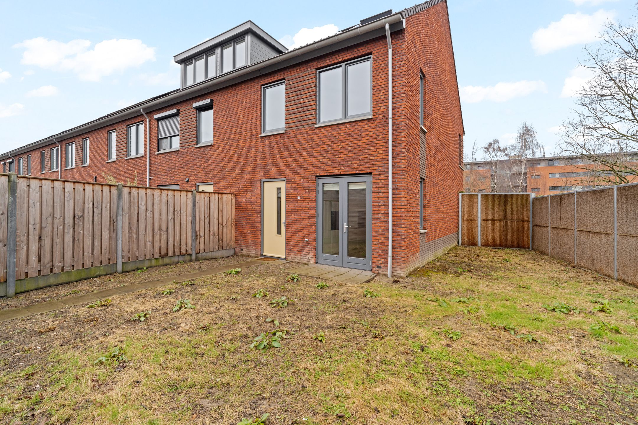 Photo 27 of Floreslaan 53