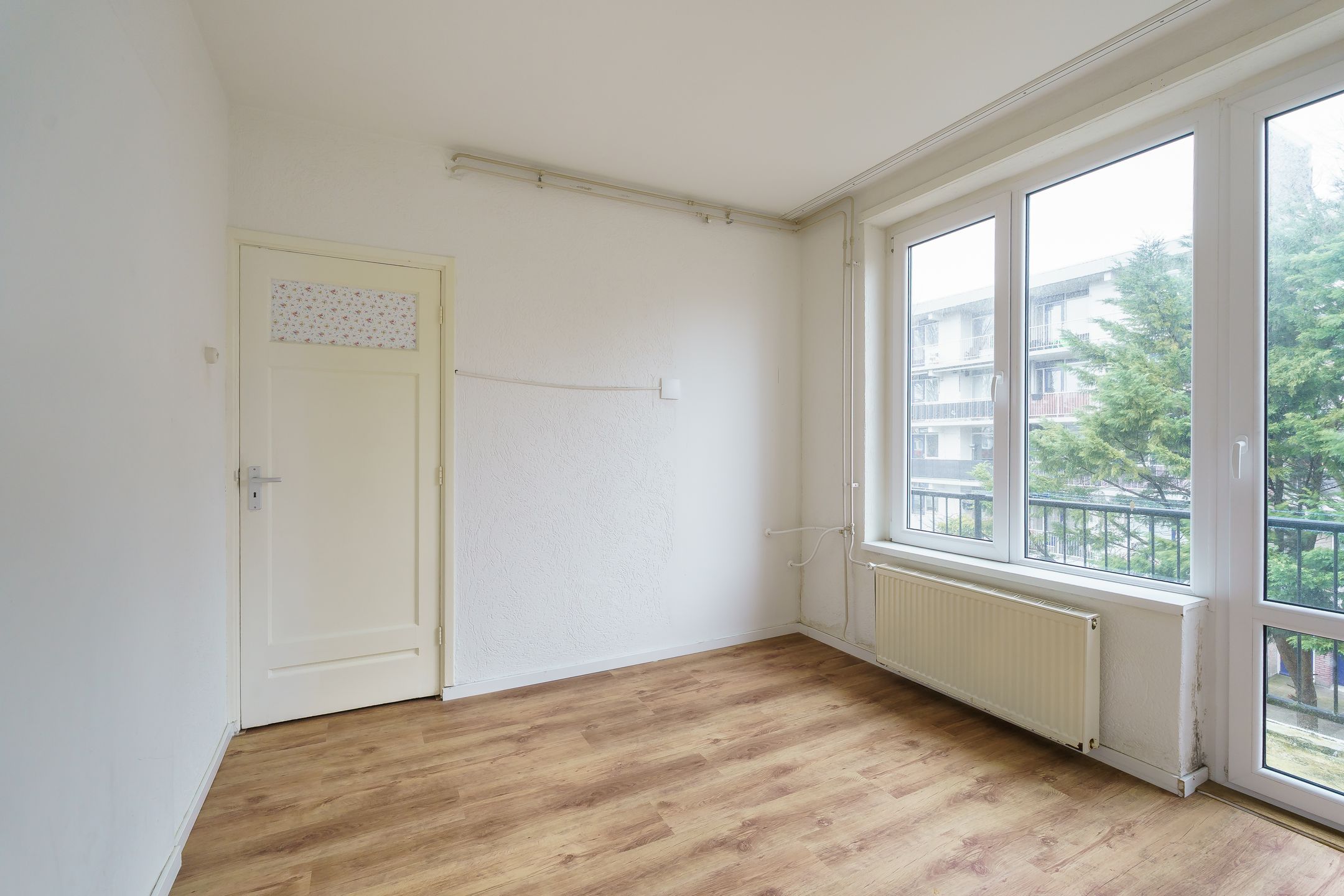 Photo 12 of Wormerveerstraat 209