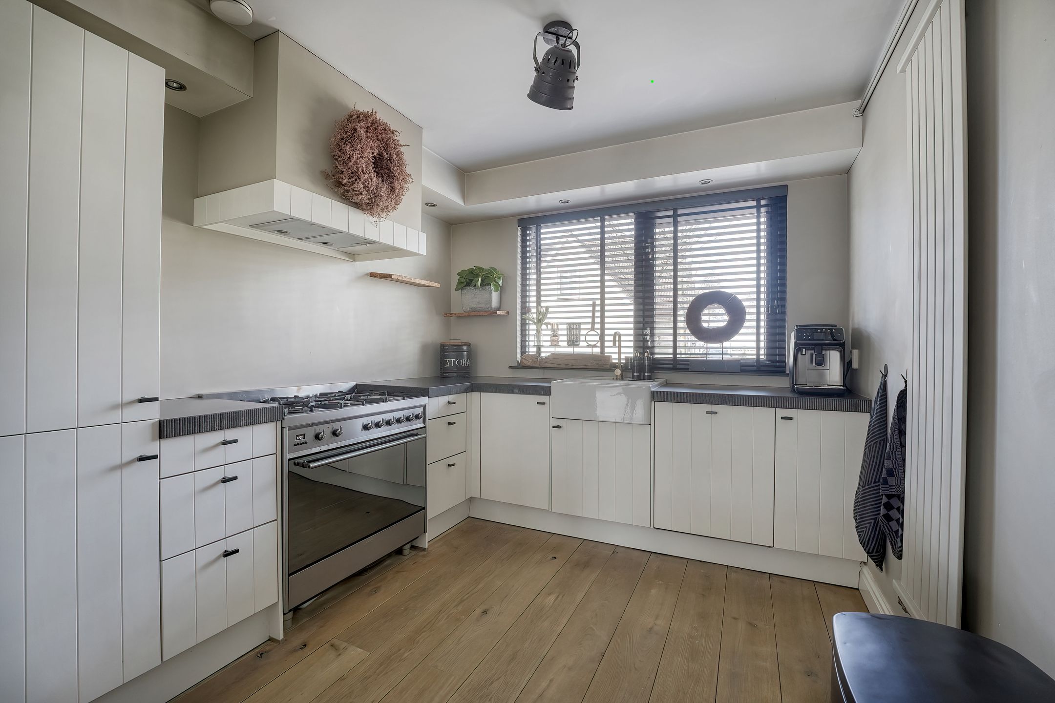 Photo 9 of Jan Steenstraat 13