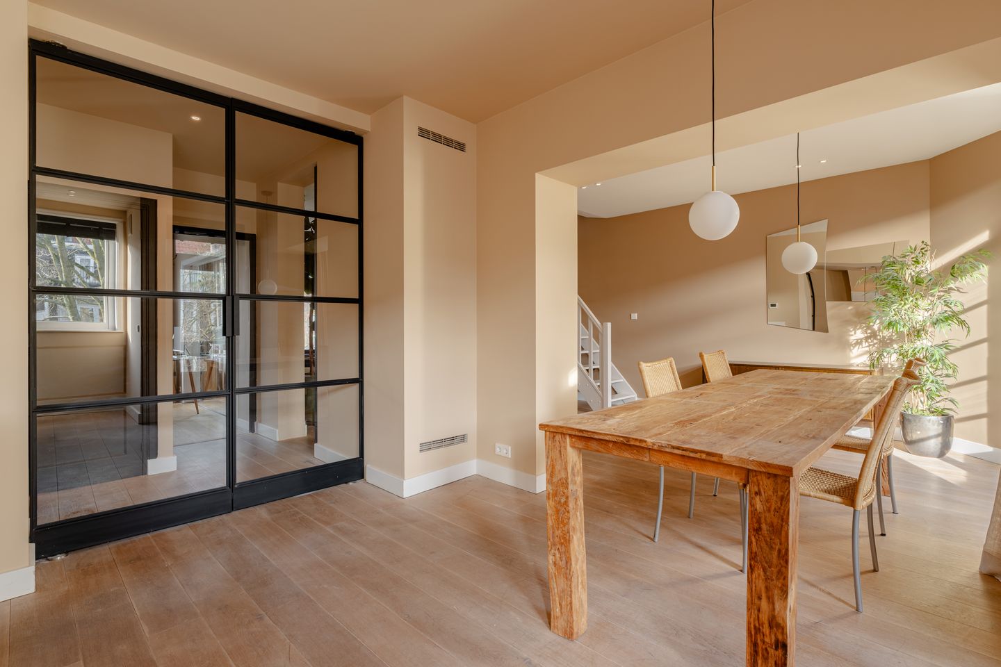 Foto 10 van Churchill-laan 121-3