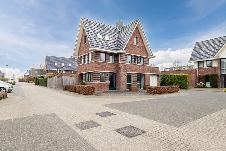 Photo 3 of Dwarsdijk 12