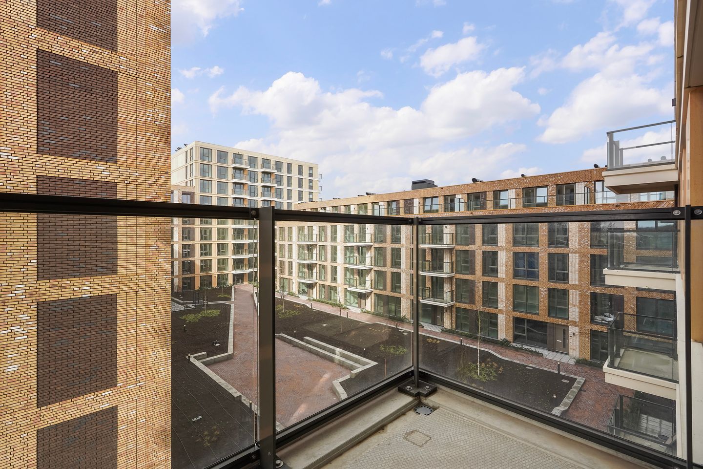 Photo 4 of Randveen 508