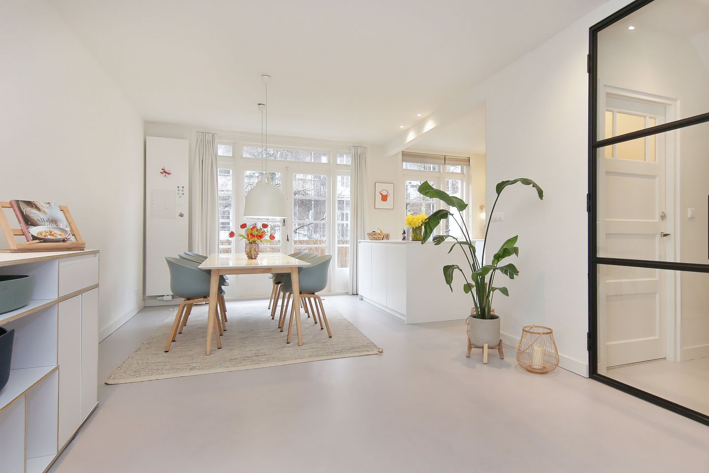 View photo 5 of Woestduinstraat 31-H