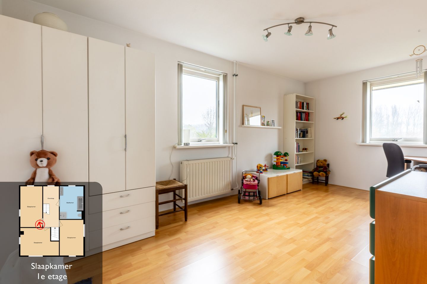 Charming well-maintained detached house with garden and garage — 27