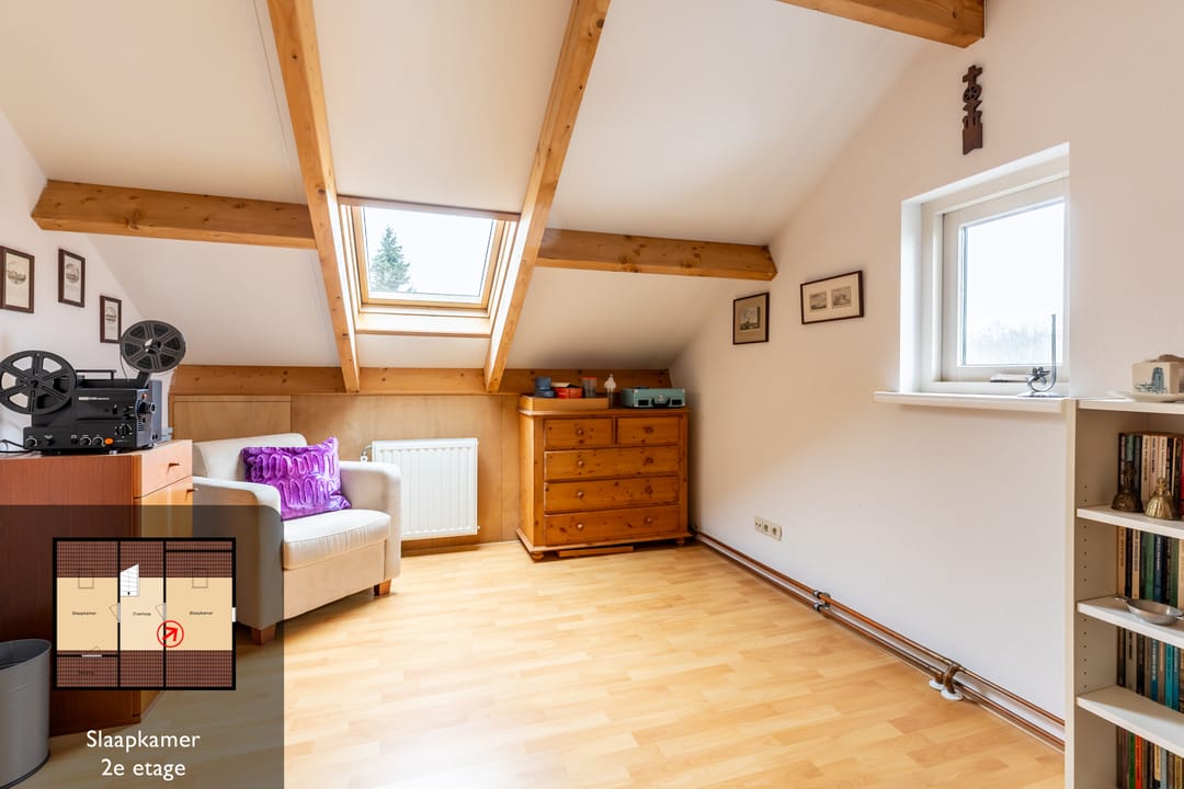 Charming well-maintained detached house with garden and garage — 41