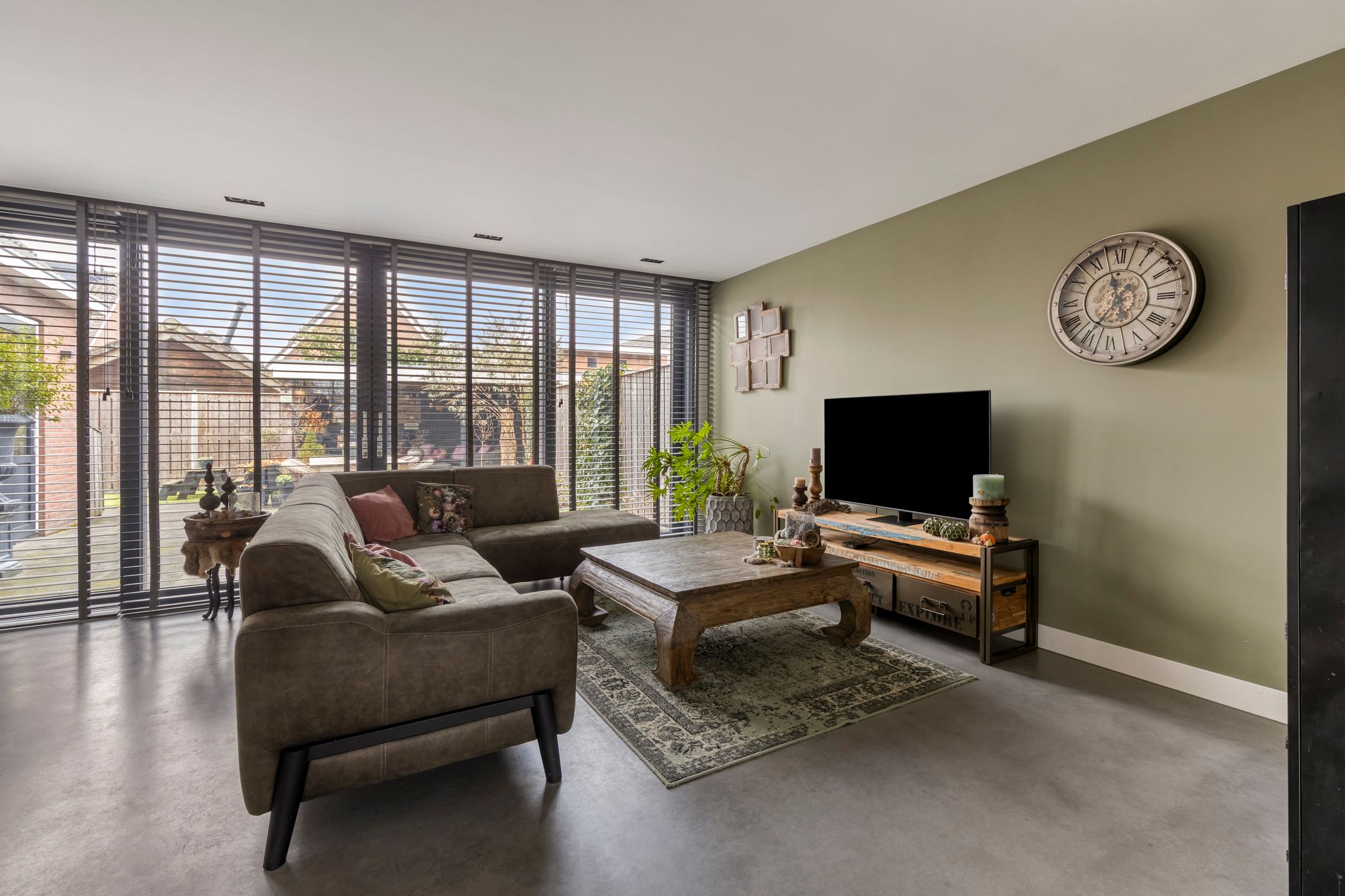 Photo 9 of Meidoornlaan 8