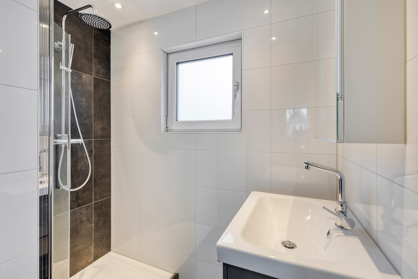 Photo 20 of Meidoornlaan 8