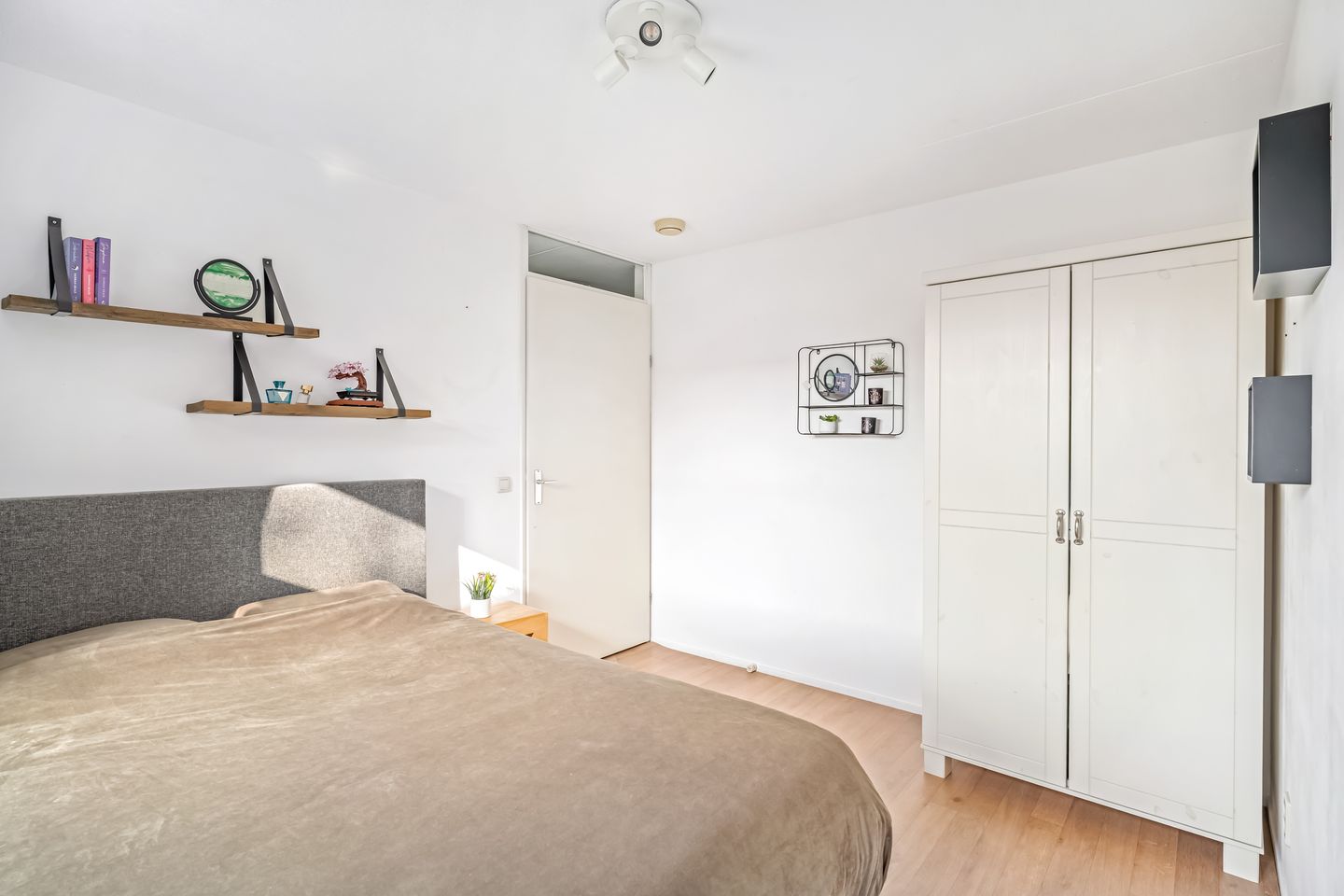 Foto 19 van Ruurd Visserstraat 56