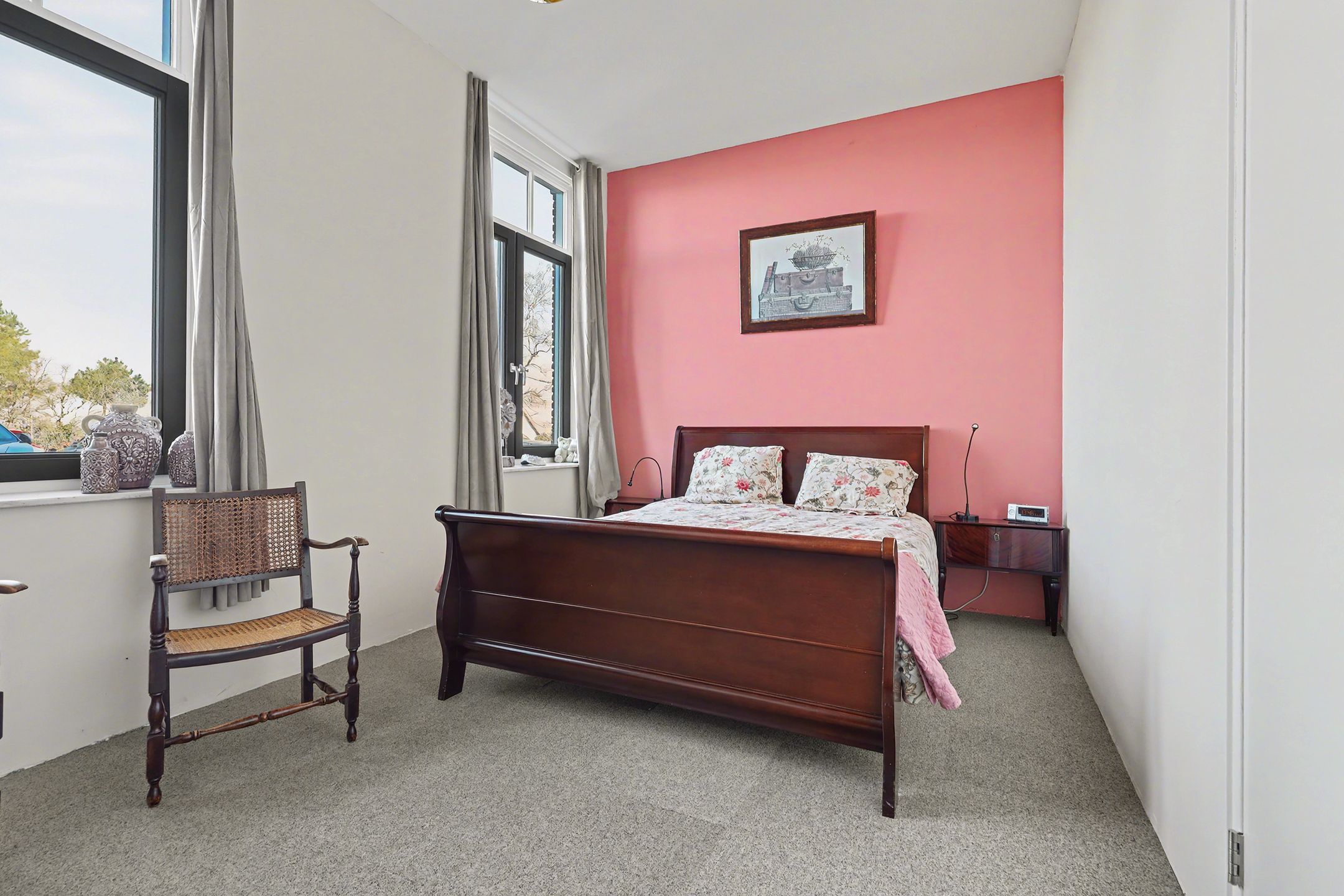 Foto 12 van Nazareth 4-03