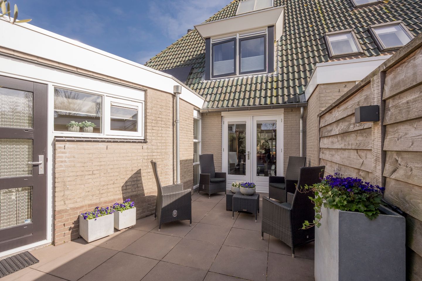 Photo 35 of Boterbloem 8