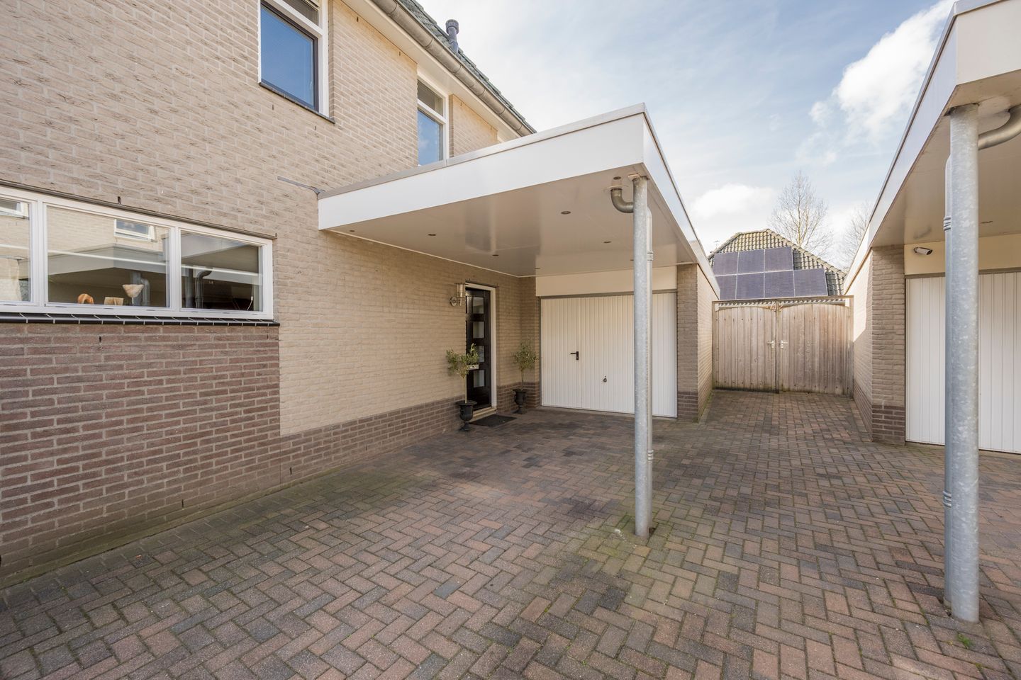 Photo 40 of Boterbloem 8