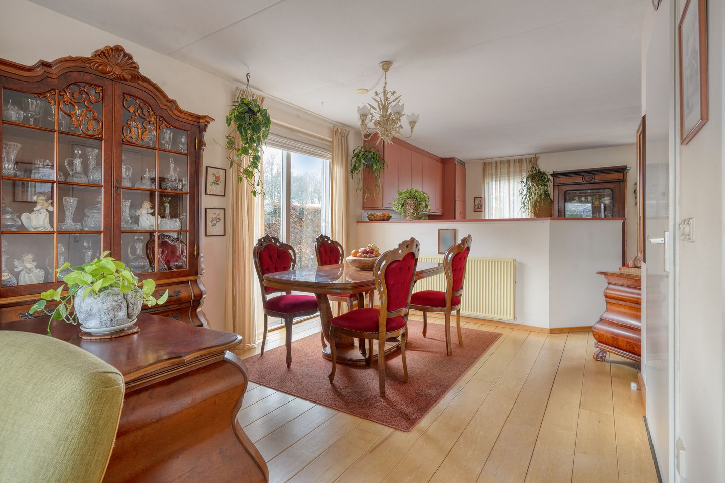 Foto 19 van Middendorpstraat 32