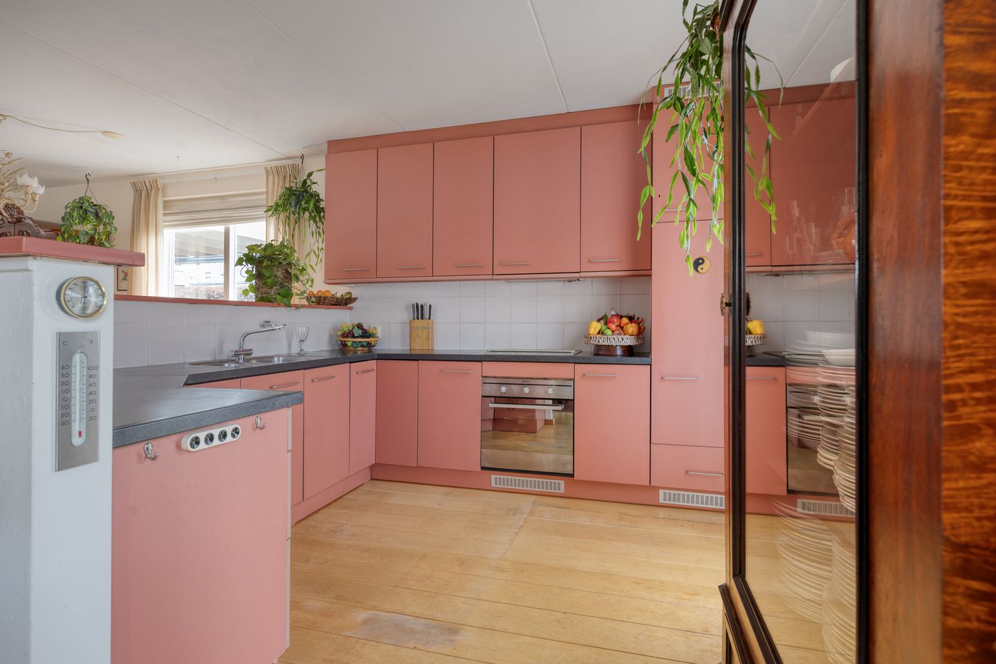 Foto 25 van Middendorpstraat 32