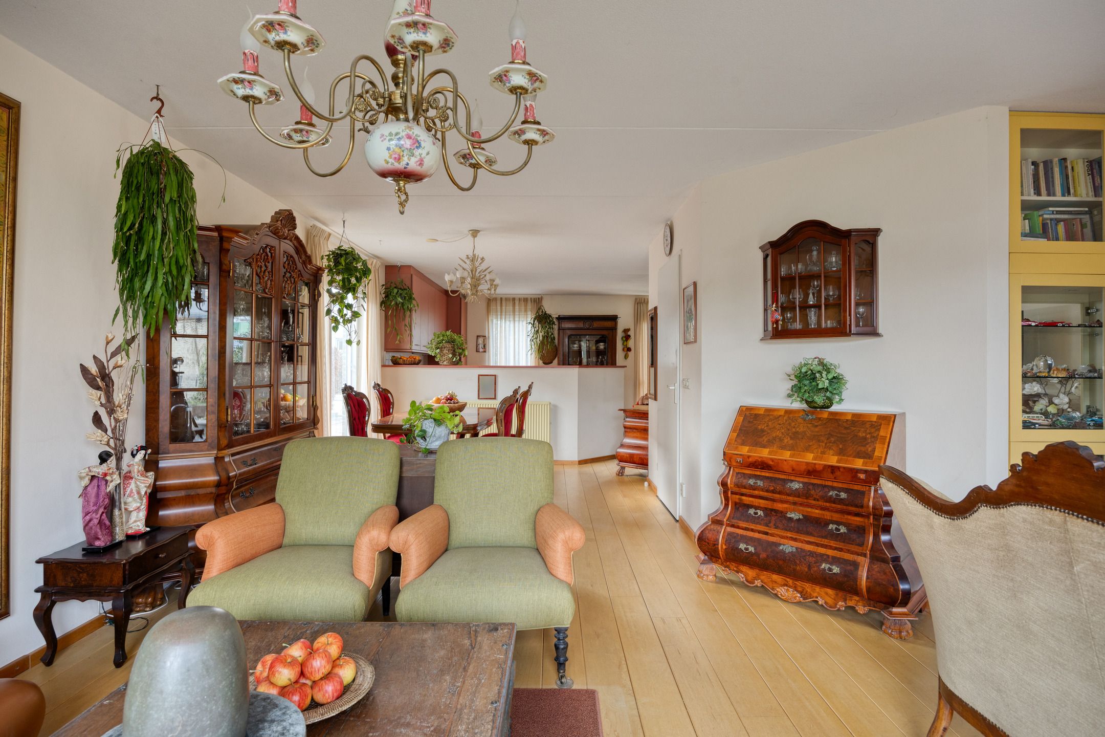 Foto 18 van Middendorpstraat 32