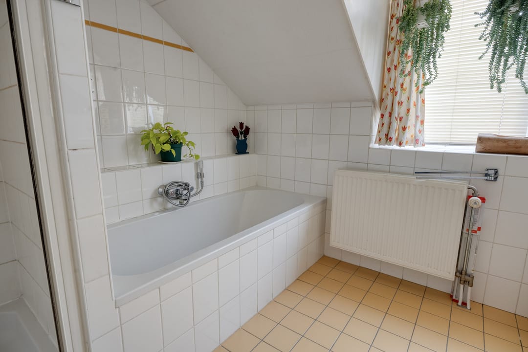 Foto 47 van Middendorpstraat 32