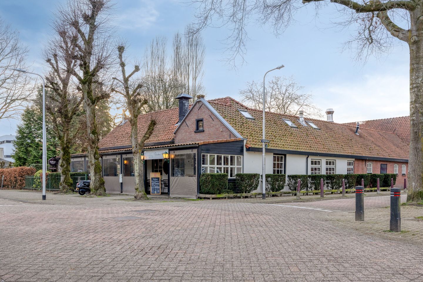 Foto 64 van Middendorpstraat 32