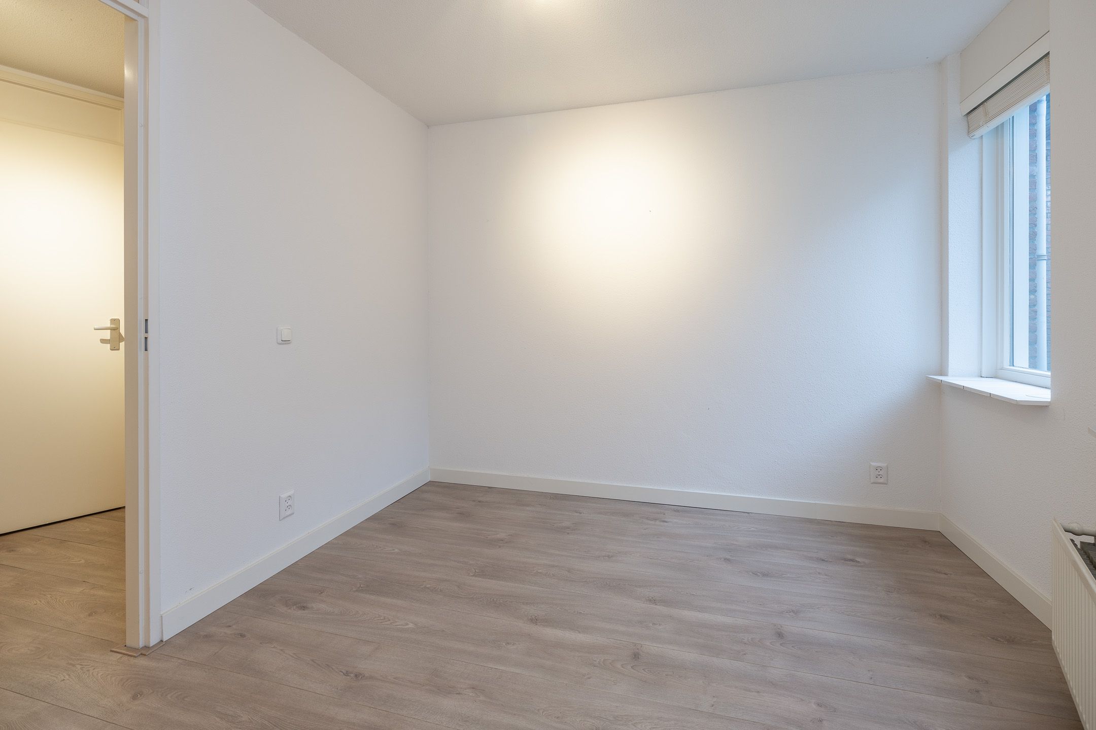 Foto 15 van Spiegeldwarsstraat 7