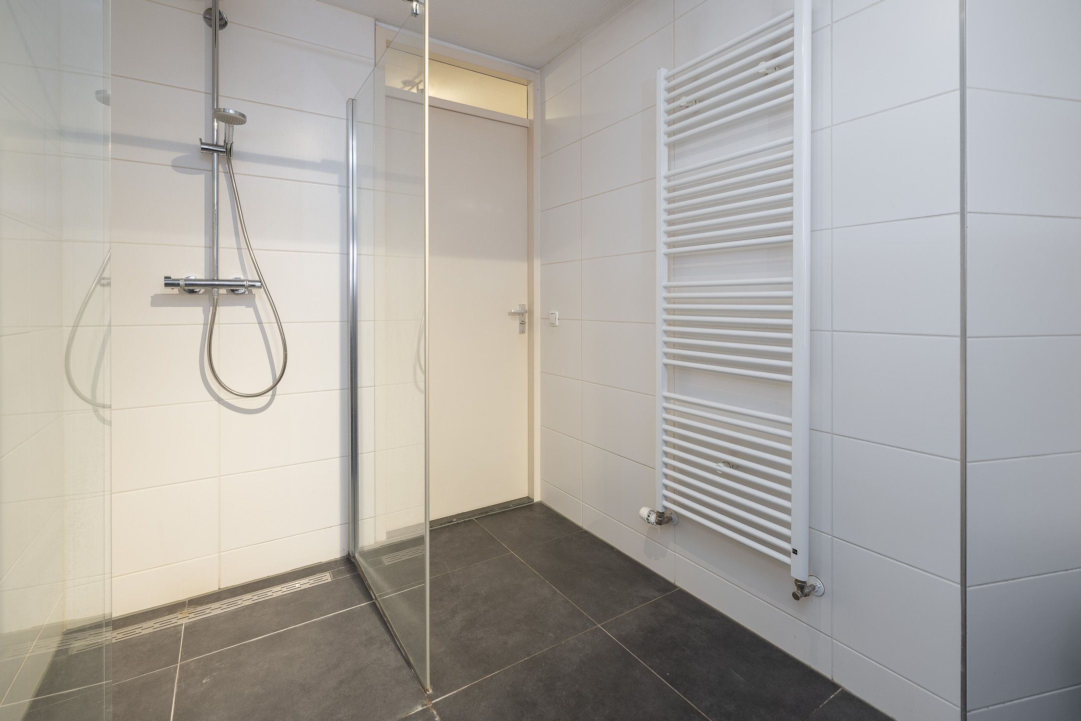 Foto 18 van Spiegeldwarsstraat 7