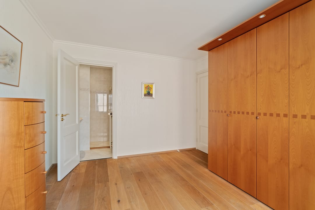 Spacious 3-room apartment with terrace near Noordwijk beach — 25