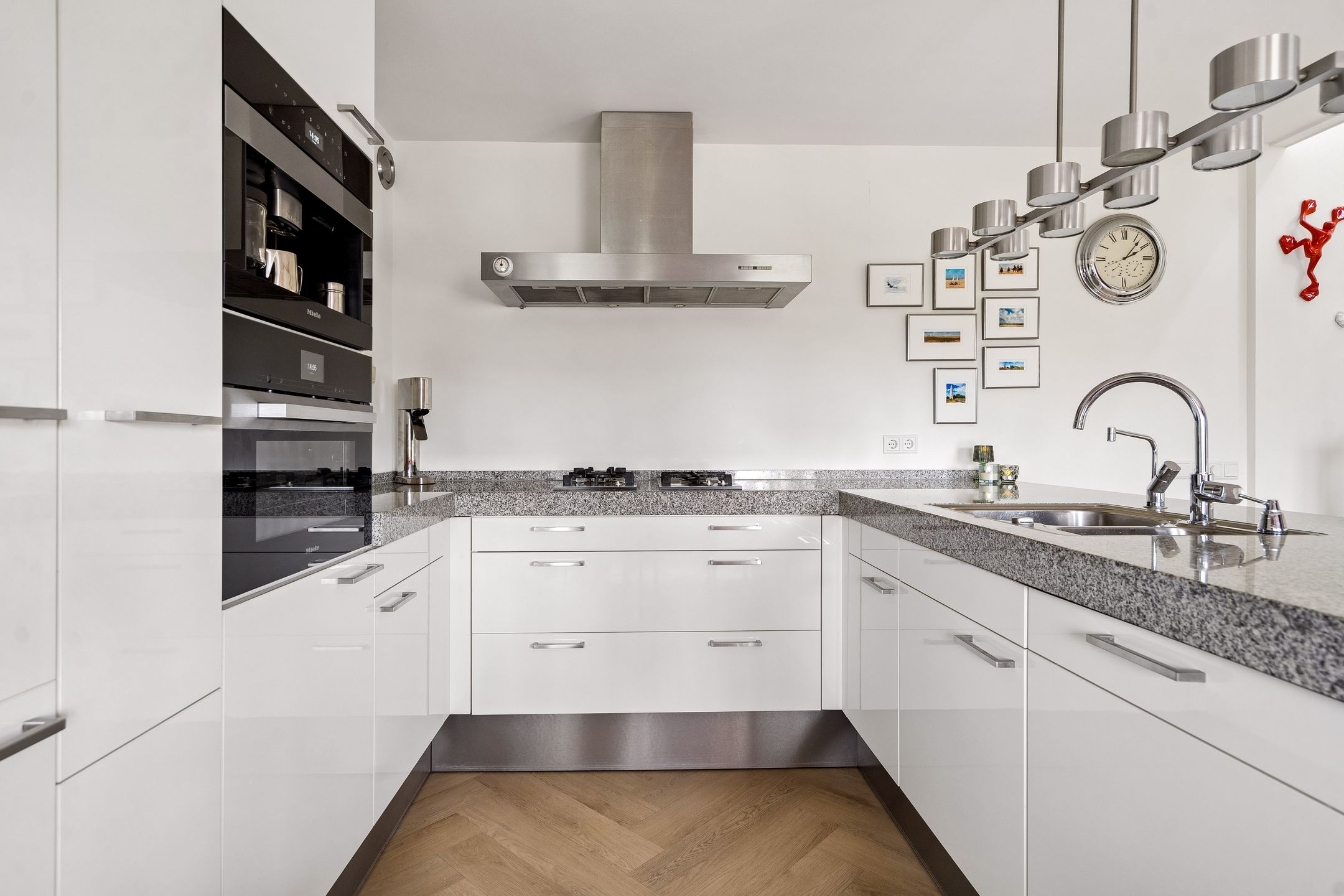 Foto 12 van Atalanta 126