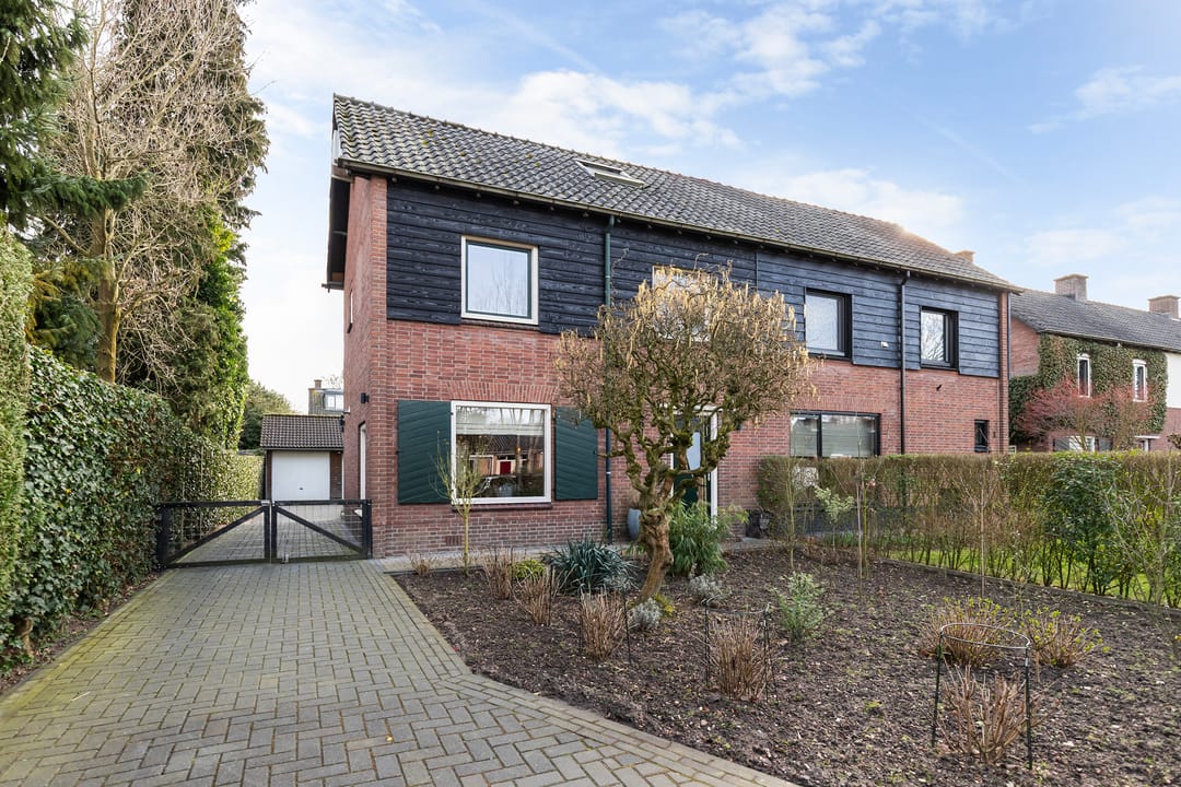 Foto 1 van Jouchum Sprinckmeijerweg 1