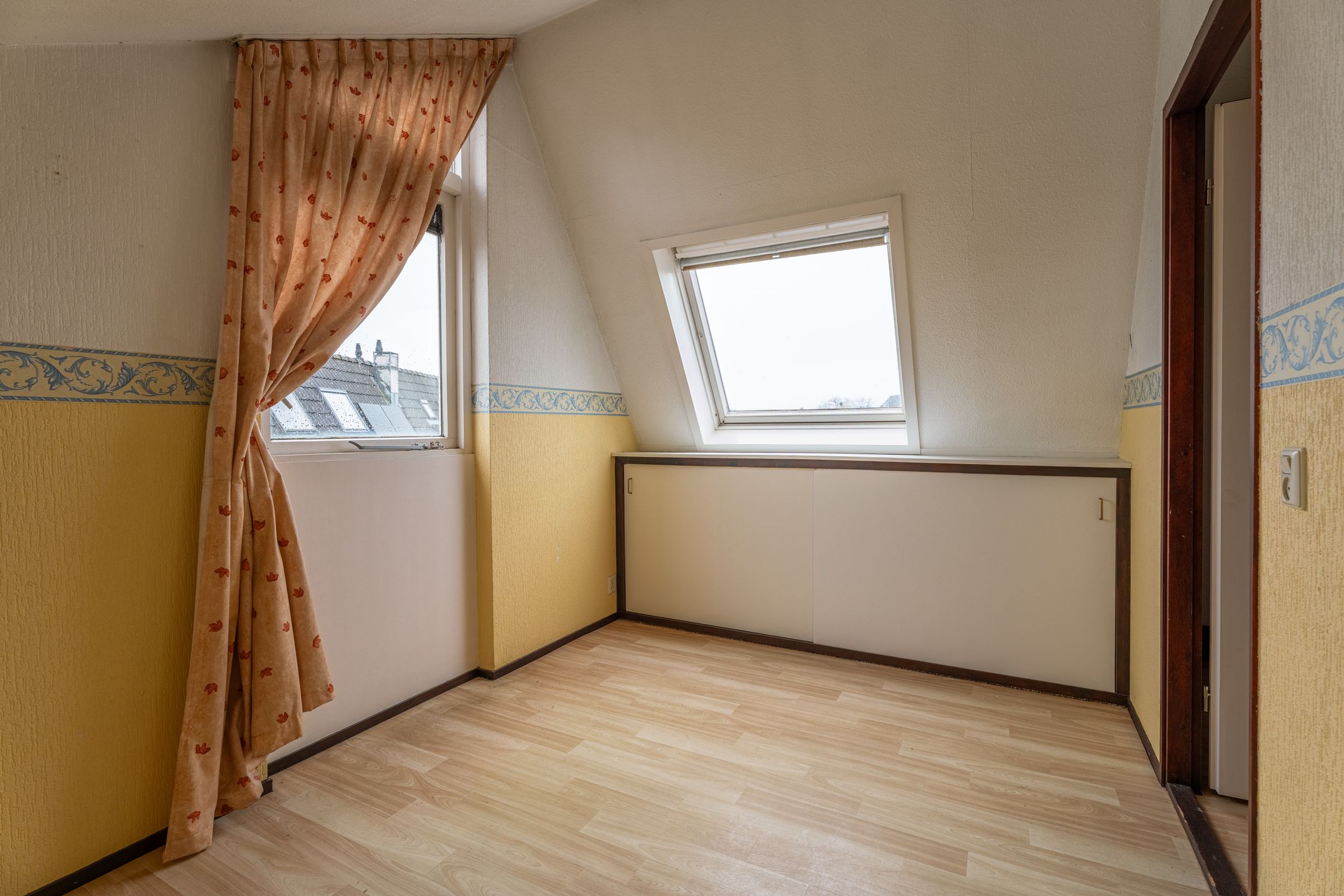 Spacious life cycle resistant corner house with sunny roof terrace and private garden — 21