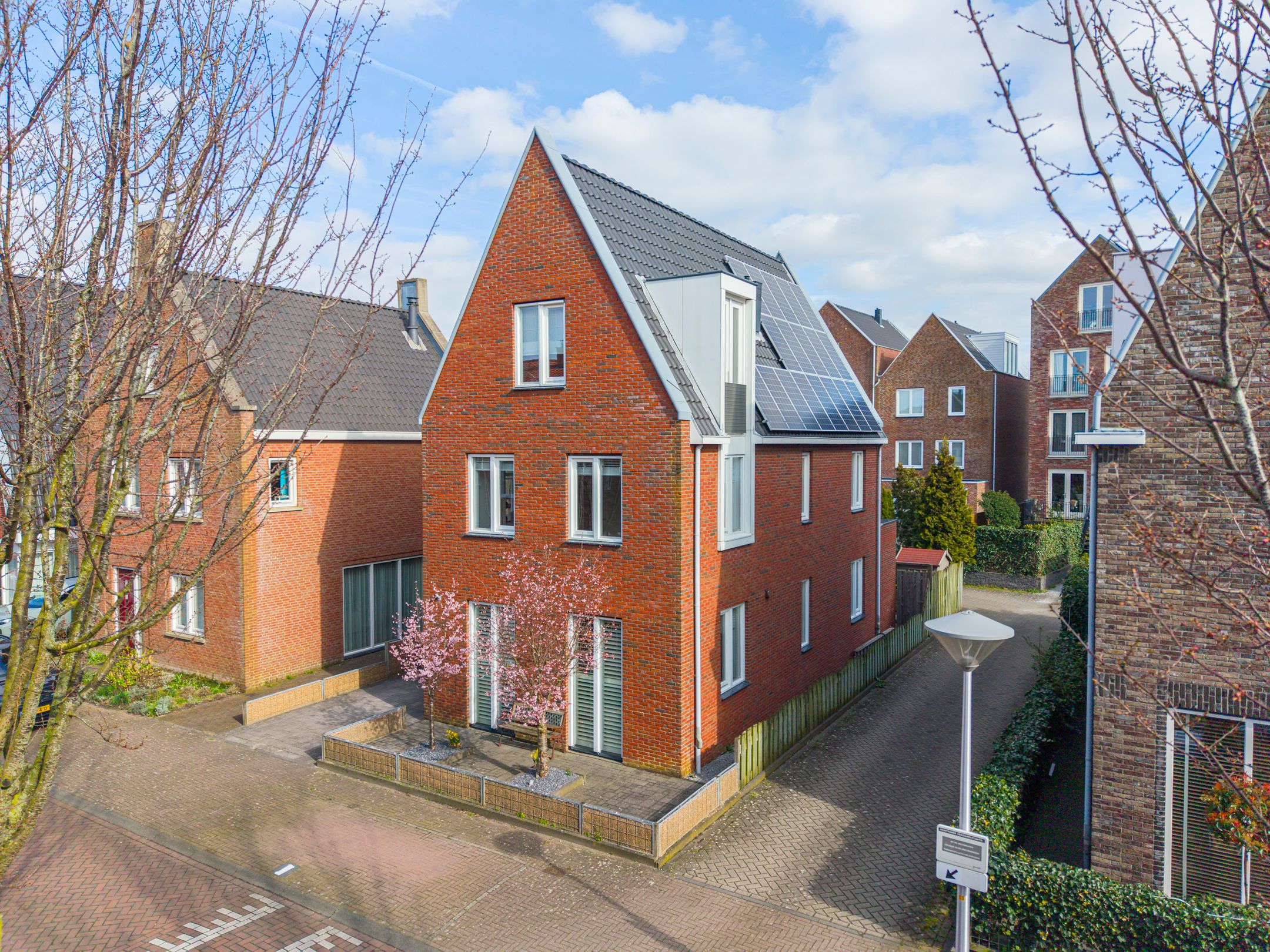 Buying a house in The Netherlands., Langekamp 8