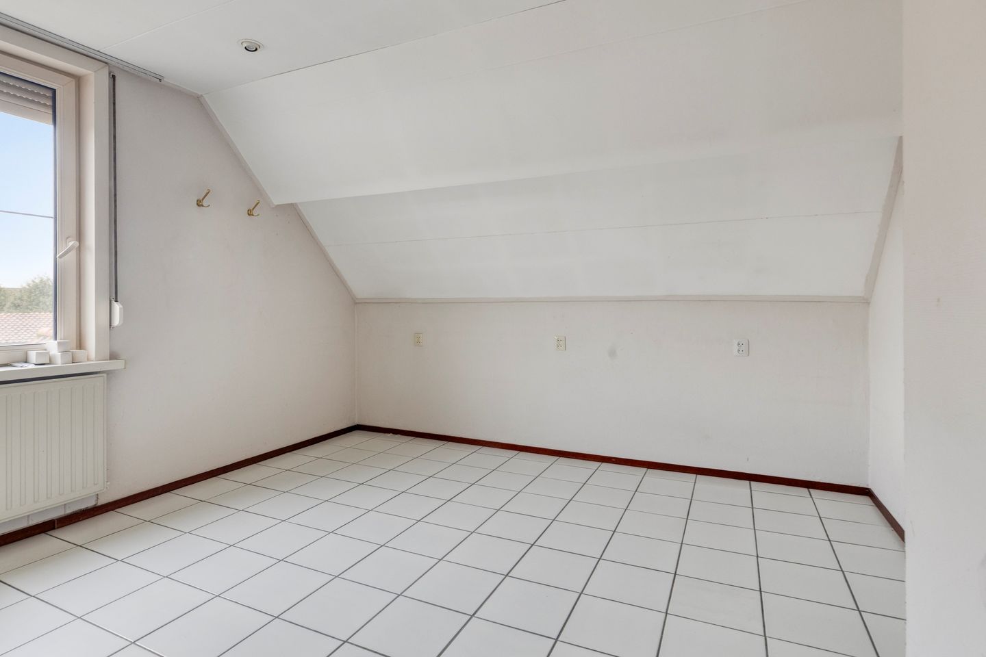 Characteristic Semi-Detached House with Garage near Belgian Border — 14