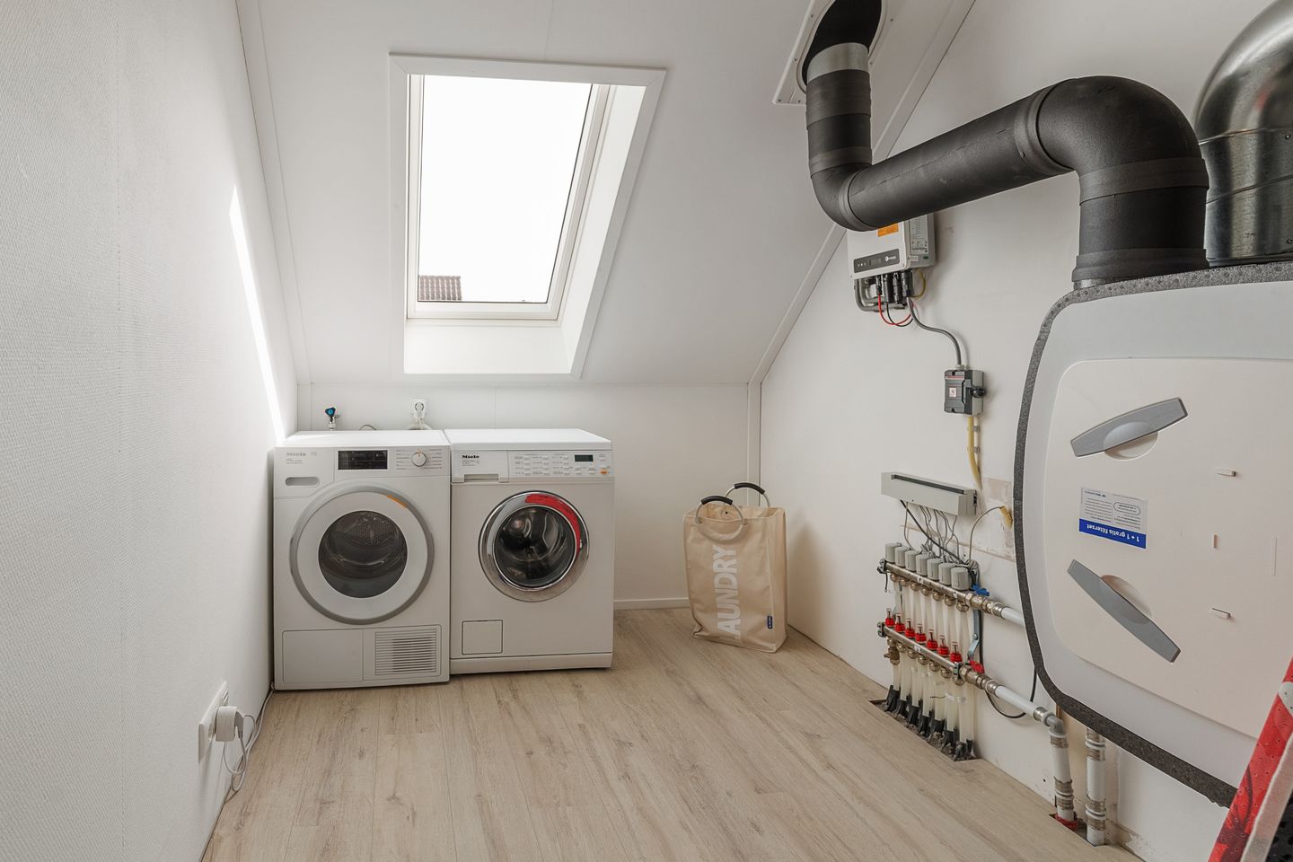 Foto 29 van Dijkstraat 106