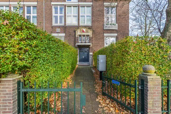 Foto 4 van Oppenheimplein 8-A